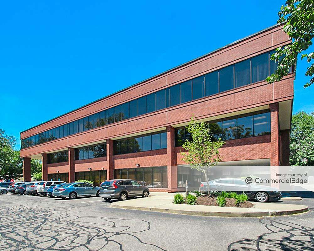 375 Bridgeport Avenue, Shelton, CT Office Space